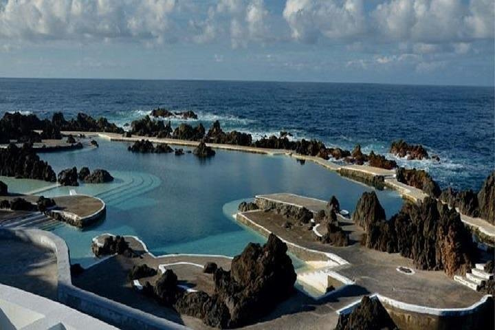 porto moniz pools
